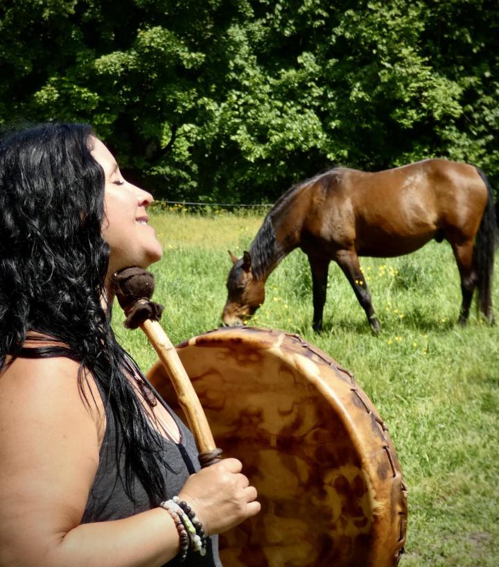 Un moment unique en connexion avec la médecine du cheval et le chamanisme